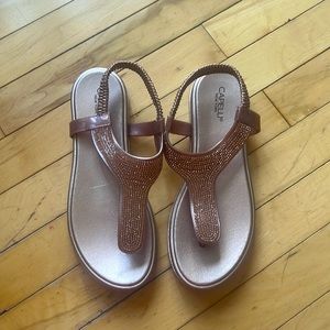 Capellis sandals, women’s size 8. Never worn